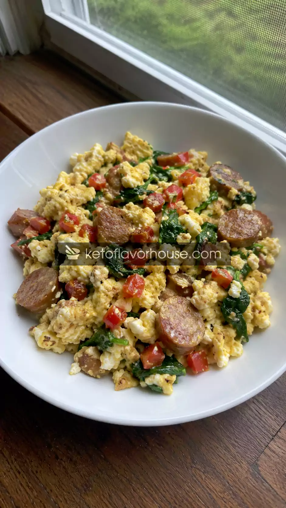 36g Protein Cottage Cheese Turkey Sausage Scramble - Keto Easy Recipes