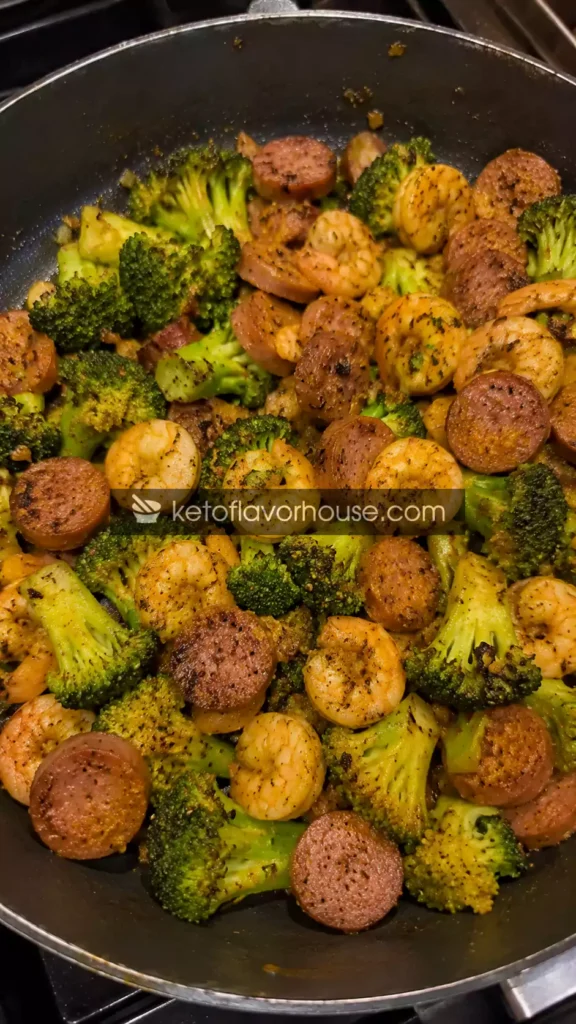 Anti-Inflammatory Shrimp, Chicken Sausage, and Broccoli Skillet