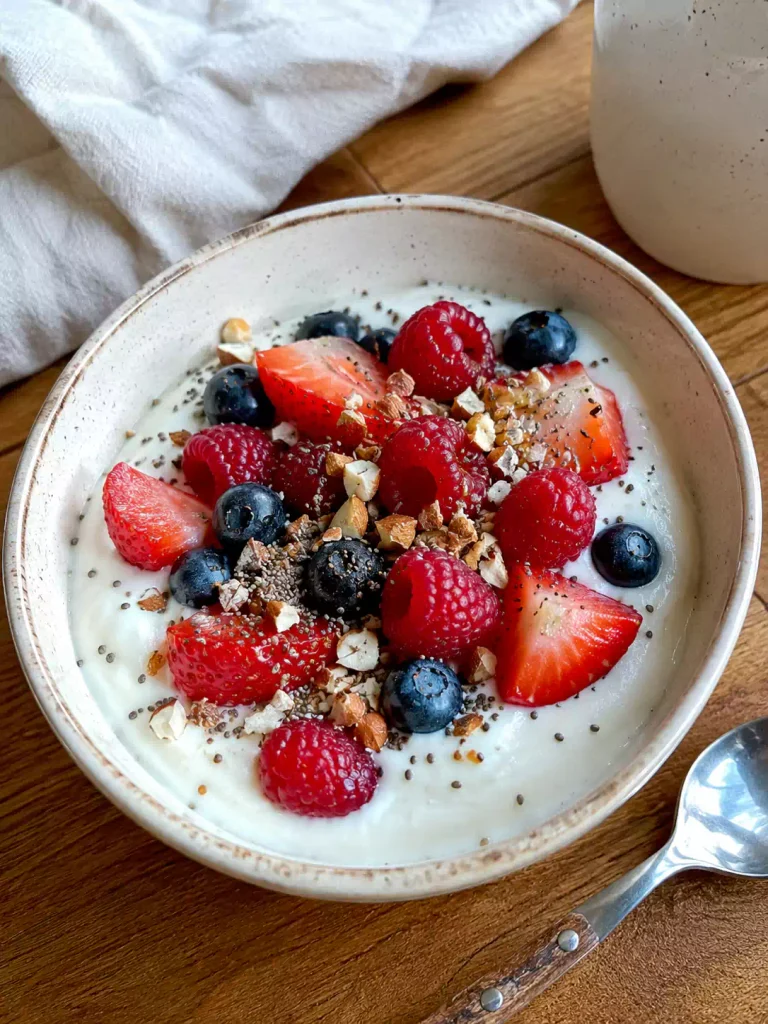 Greek Yogurt Berry Bowl
