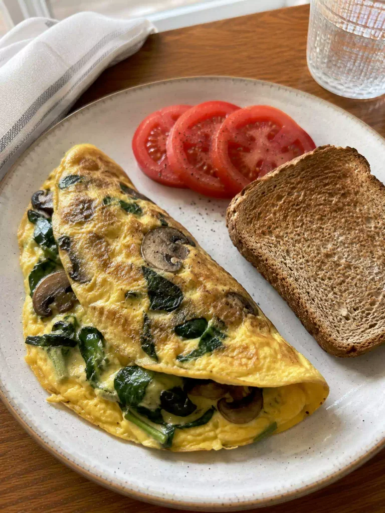 Spinach Mushroom Omelet with Whole-Grain Toast